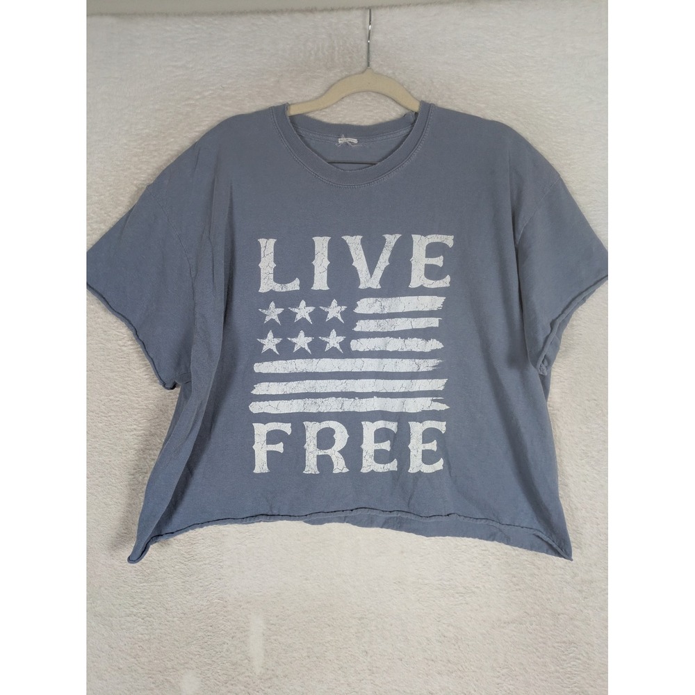 Graphic Tee Women's M Blue Live Free American Flag Distressed Raw Hem